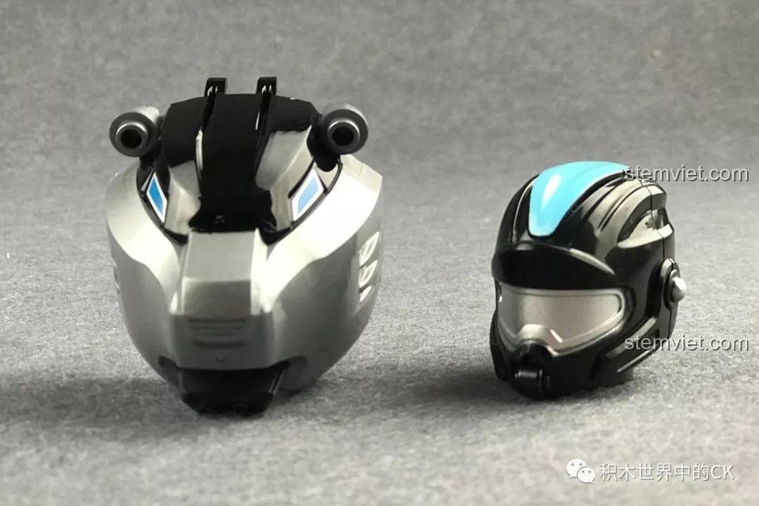 So sánh chi tiết phần đầu của Gấu Bạo Kích và mũ bảo hiểm của dạng robot hình người trong bộ QMAN 3605.