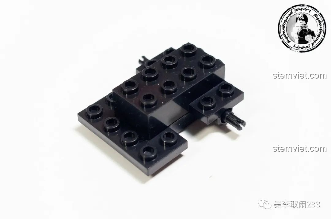 Chi tiết bộ phận dây cót kéo lùi của bộ lắp ráp xe hơi mini Forange FC8279.