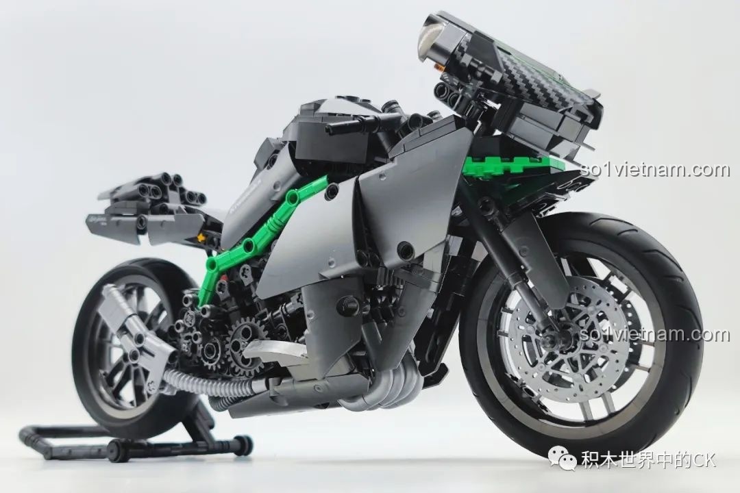 Cận cảnh khối động cơ Technic phức tạp của Cỗ máy tốc độ Kawasaki Ninja H2R ZHEGAO siêu tiết kiệm.