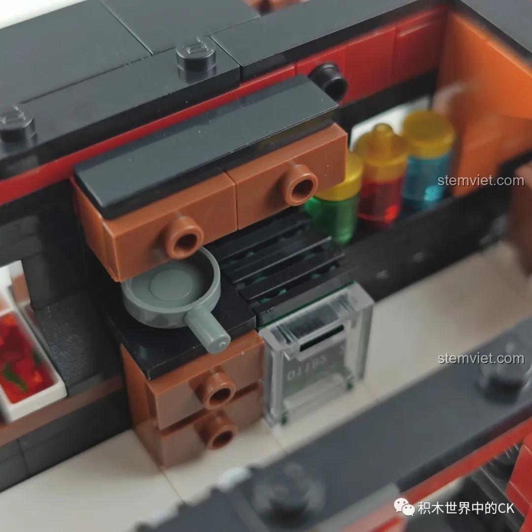 Chi tiết dụng cụ bên trong mô hình Zhe Gao Xe Lòng Bò Đường Phố 01003