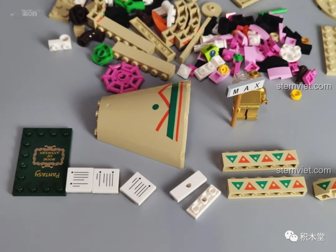 Các chi tiết in 100% của đồ chơi sáng tạo Máy trả lời câu hỏi Pantasy, không cần dán sticker.