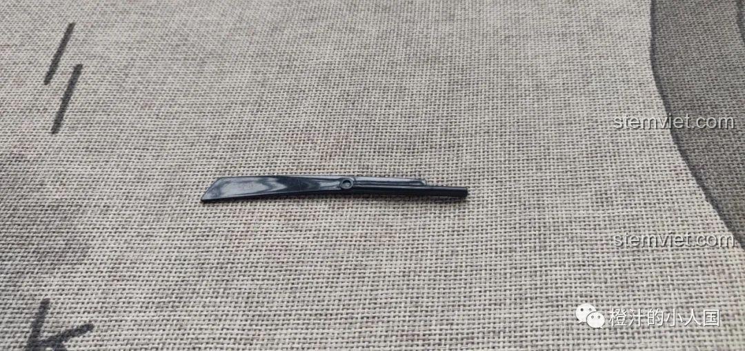 Chi tiết khớp nối của cánh quạt trên bộ CAYI 2603, giải thích tại sao nó dễ bị rơi ra.