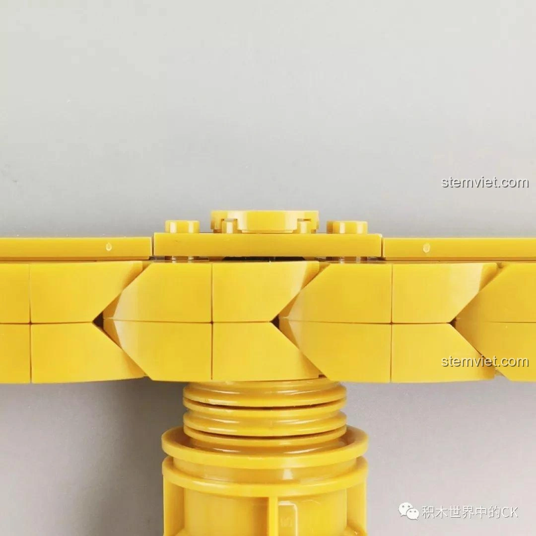 Chi tiết khớp nối của bộ lắp ráp SEMBO 605102 Tầm Long Xích, đảm bảo độ chắc chắn.