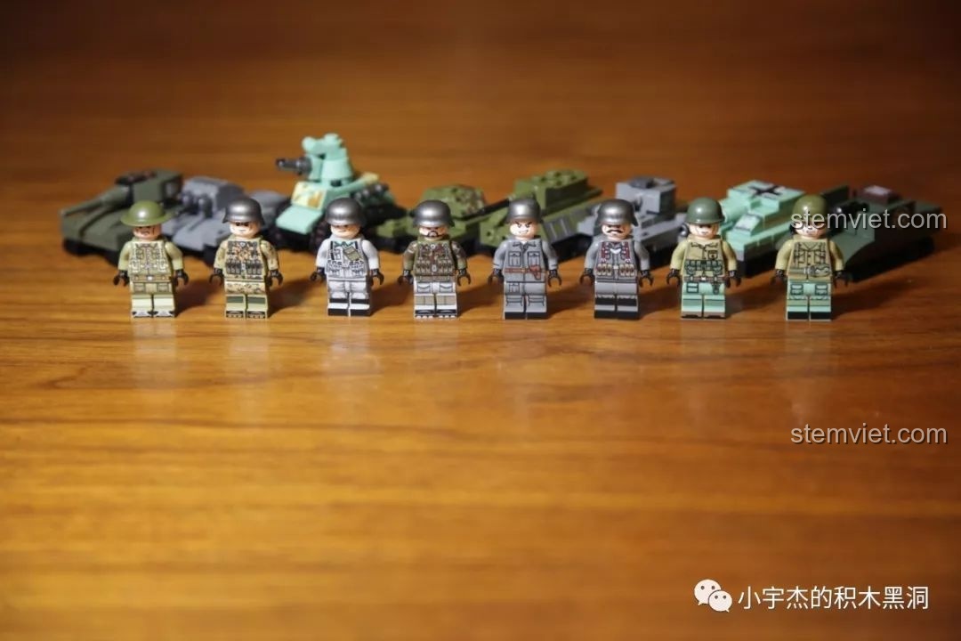 Tất cả 8 minifigure quân sự SEMBO đều có chi tiết in ở mặt sau, đảm bảo tính thẩm mỹ toàn diện.