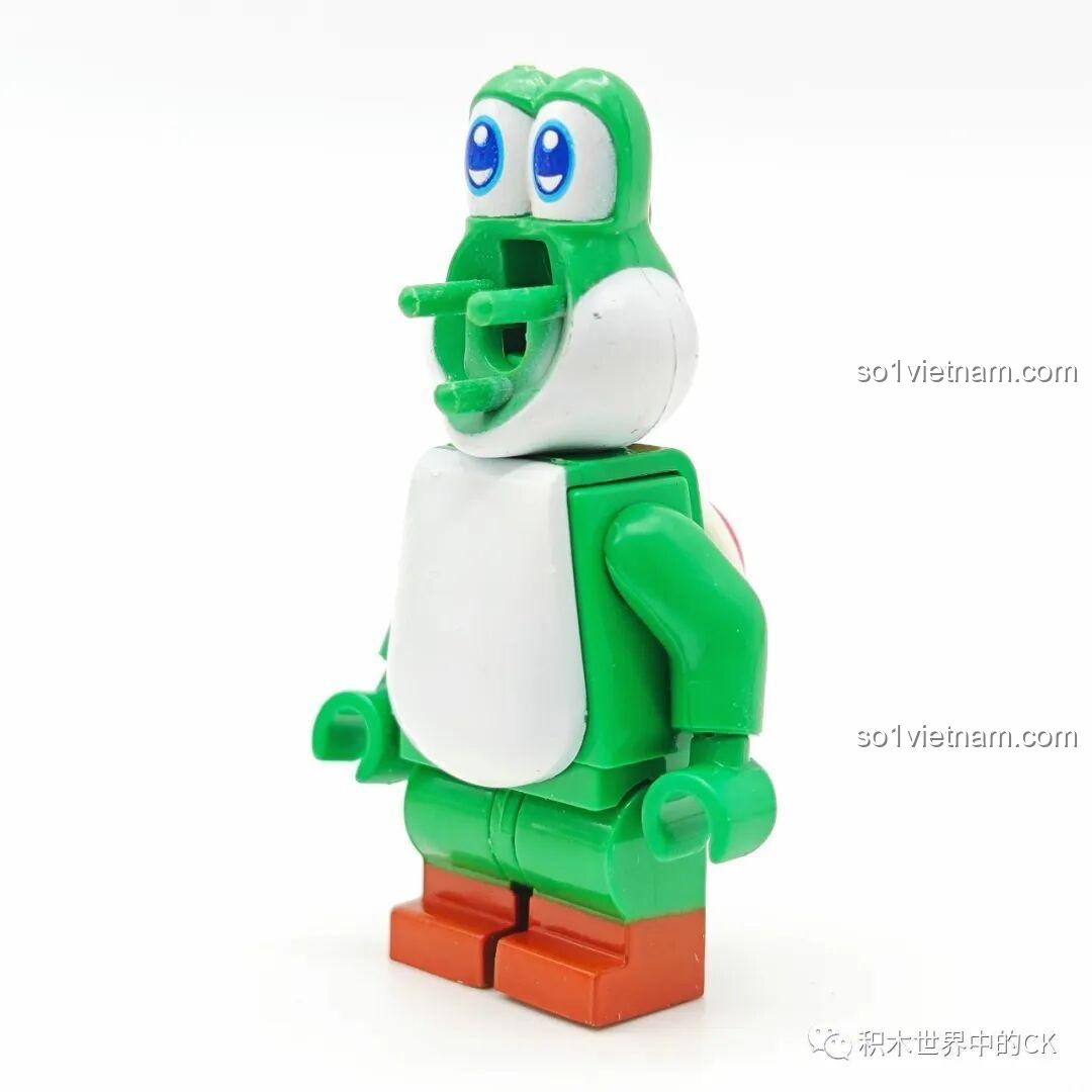 Chi tiết cấu trúc miệng bên trong của minifigure Yoshi WM6103 khi tháo rời phần mũi.