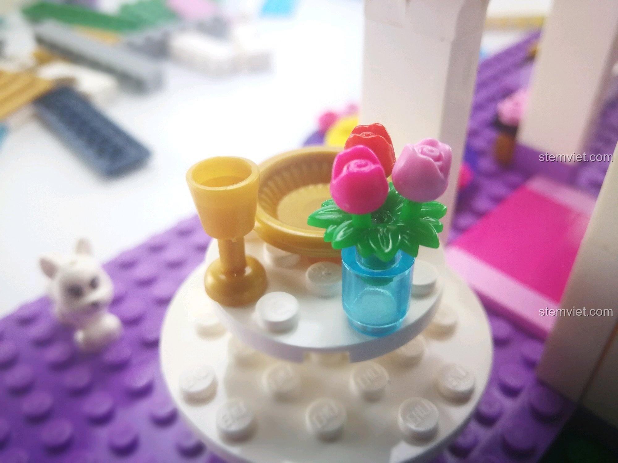 Chi tiết nội thất lâu đài Enlighten 2612