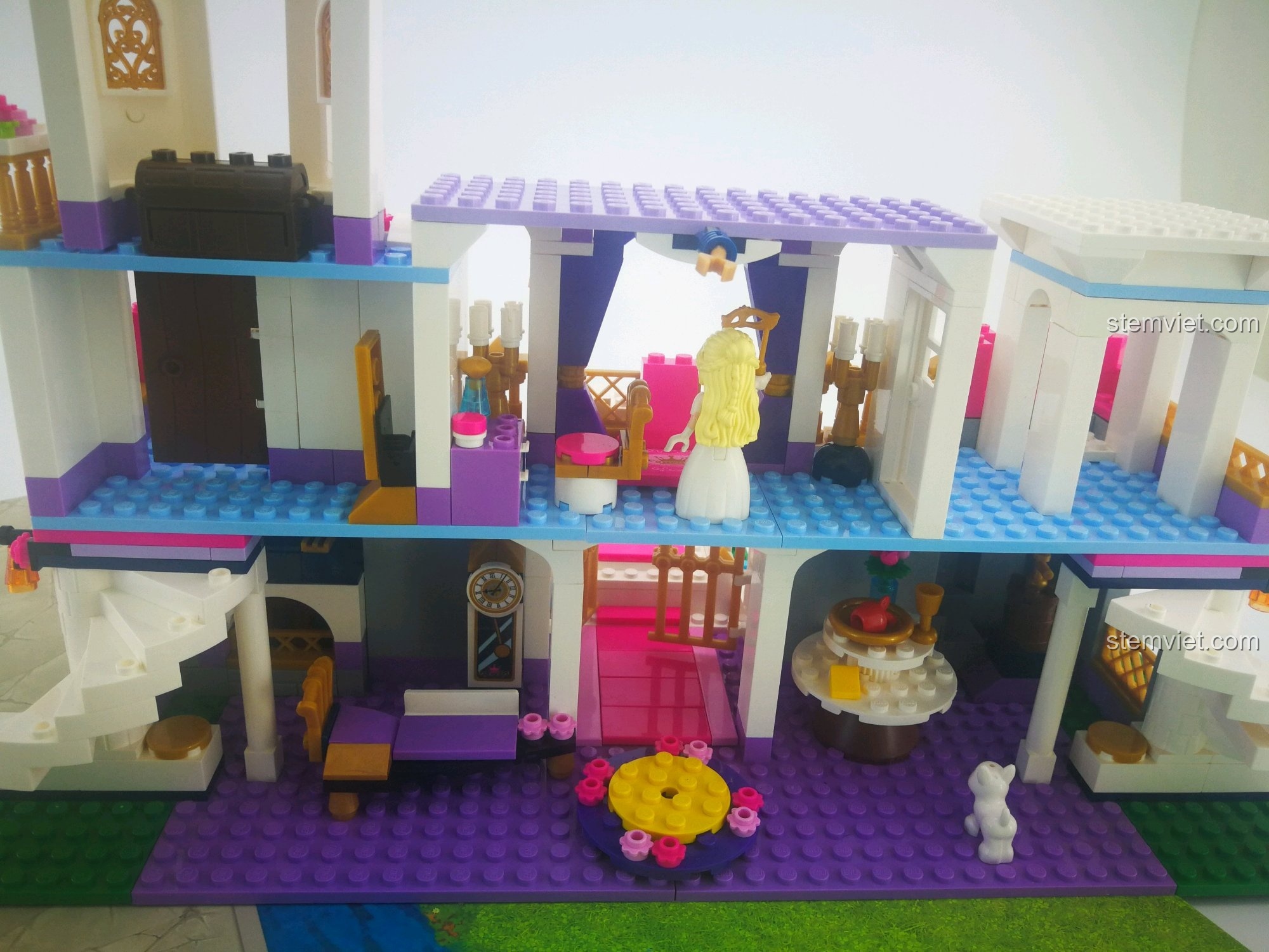 Chi tiết nội thất tầng ba bộ Enlighten 2612