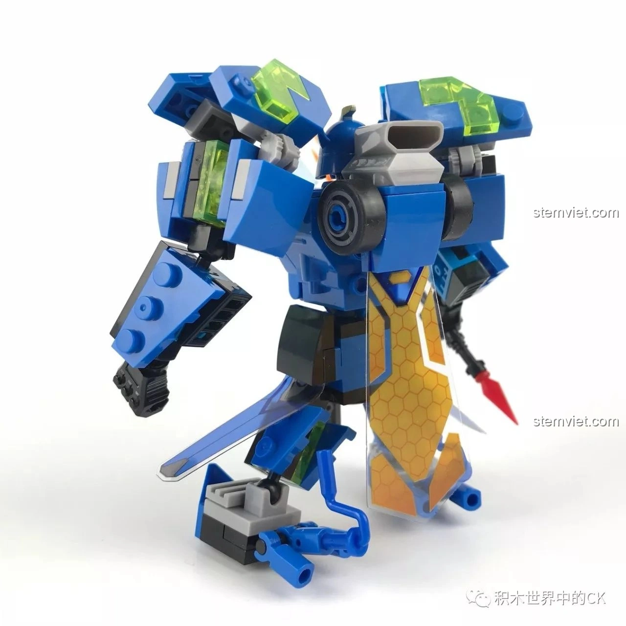 Chi tiết tay của Mô hình Mecha Triệu Vân SEMBO 11860, với thiết kế đối xứng và đơn giản.