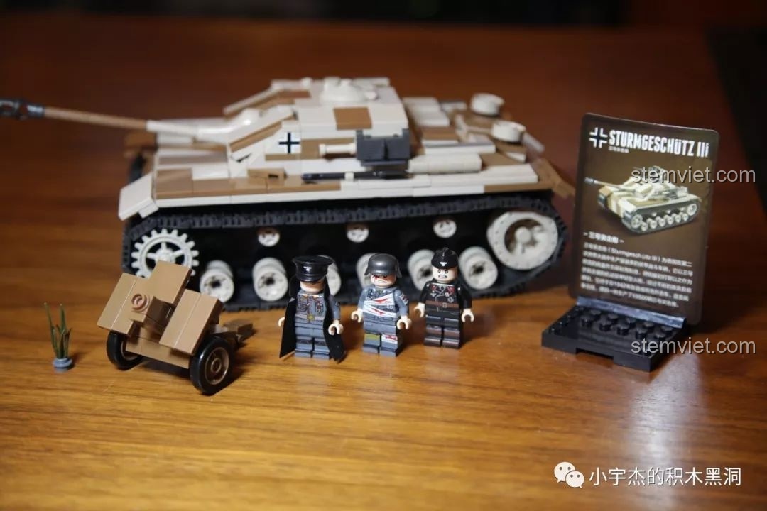 Chi tiết xe tăng King Tiger Đức QUANGUAN