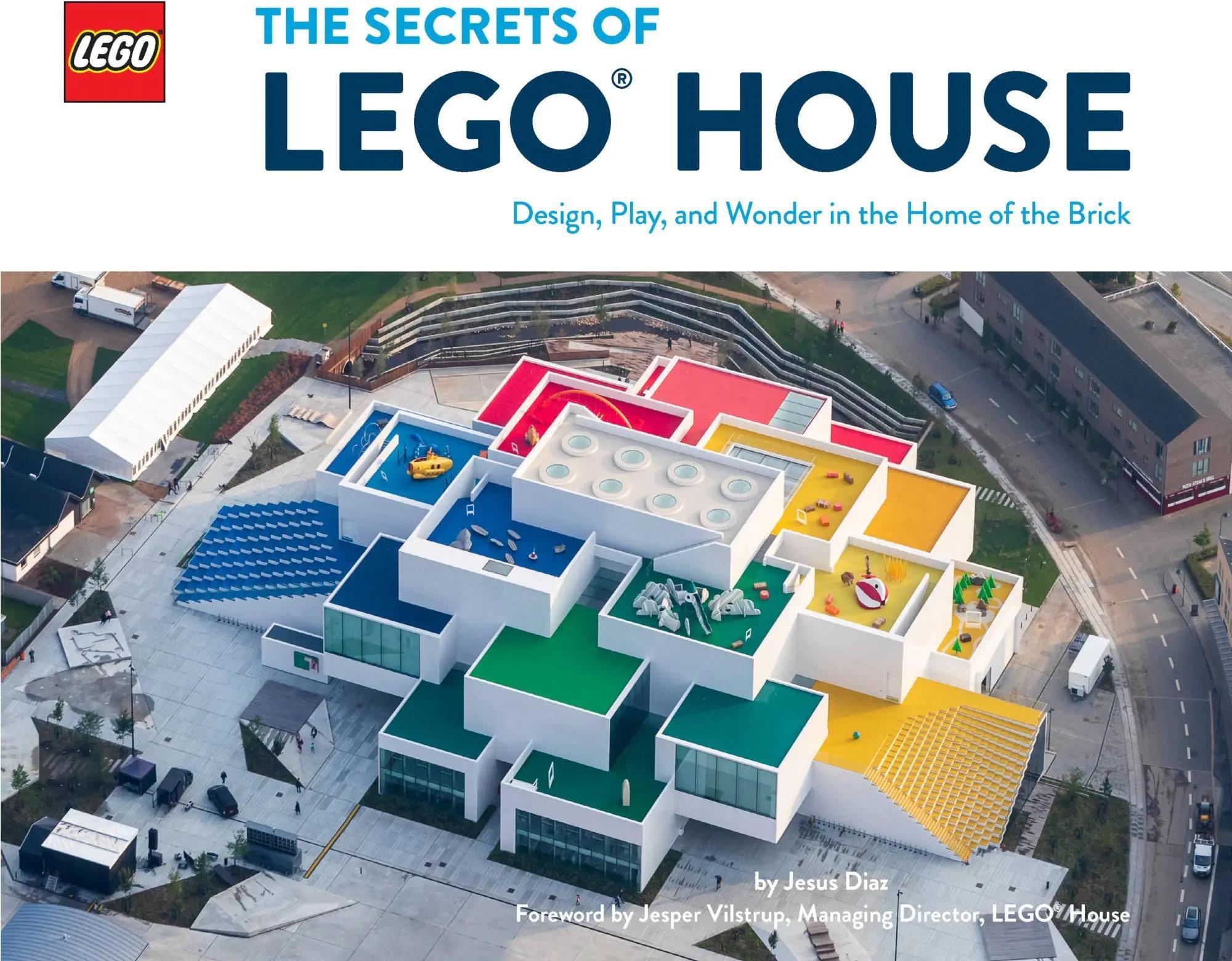 Sách LEGO House Chronicle ISBN9781452182292 Bí Mật Ngôi Nhà LEGO® cho Thanh niên 16 tuổi, giá tốt