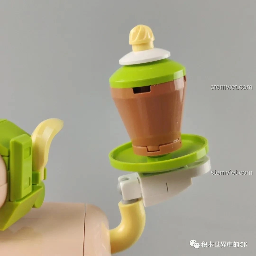 Chi tiết chú gấu tím với bụng mở ra của hộp nhạc Forever Friendship JAKI