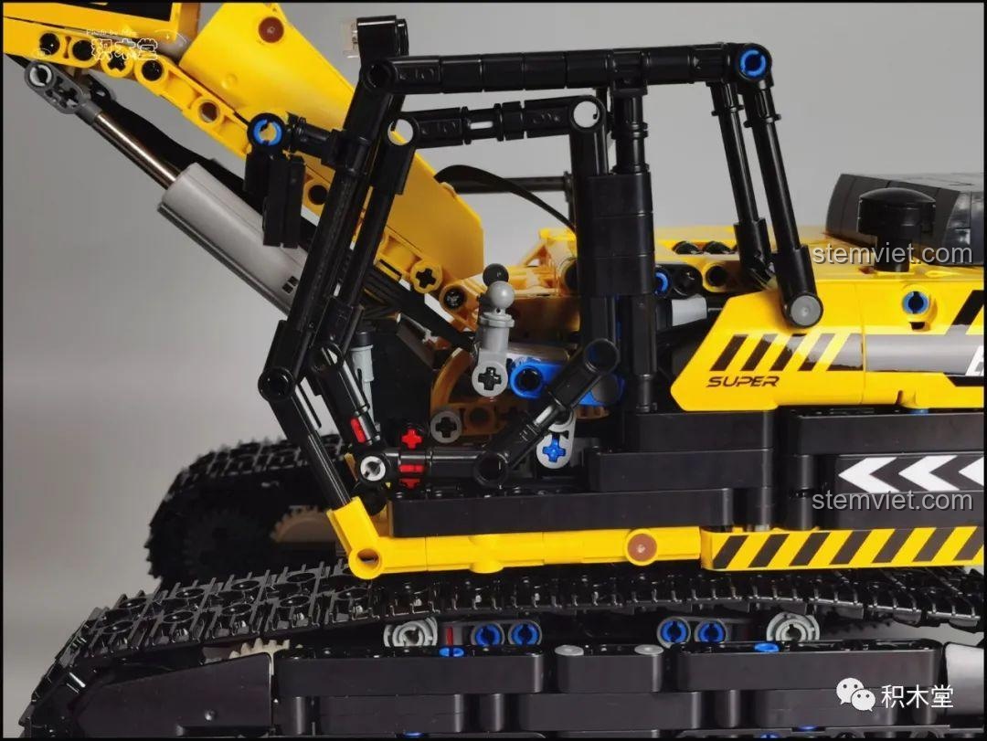 Hướng dẫn chuyển đổi kênh điều khiển (xanh và xanh lá) cho hộp pin của Taigaole T4001.