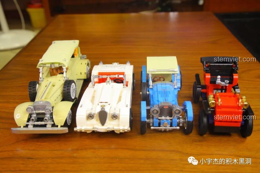 Dàn xe cổ xếp hàng ngang, thể hiện sự đa dạng của các bộ đồ chơi lắp ráp xe hơi, bao gồm cả Bugatti T38A 705600.