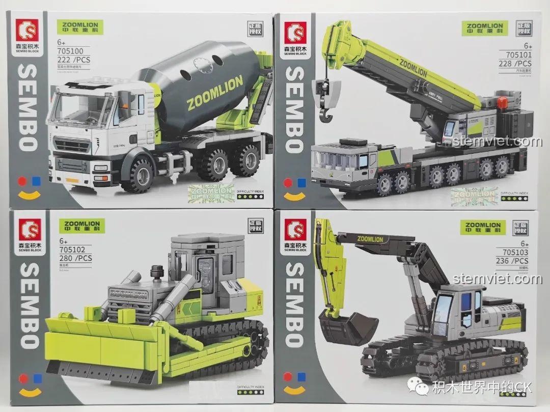 Bốn hộp đồ chơi xe công trường SEMBO x Zoomlion được xếp cạnh nhau, thể hiện quy mô của bộ sưu tập.