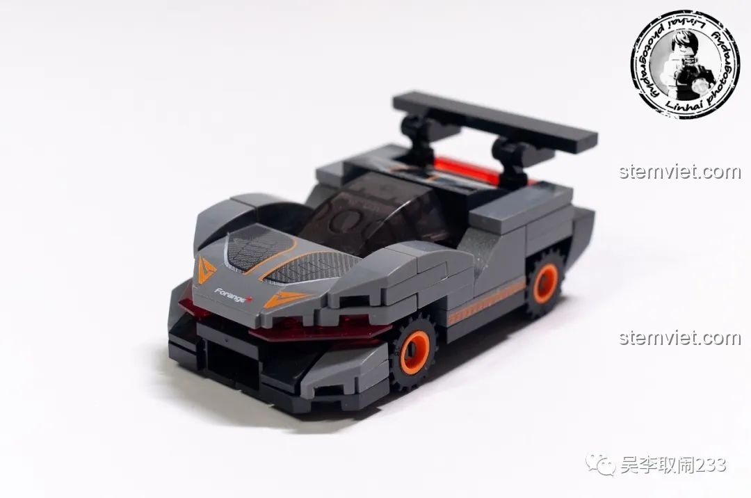 Mặt trước của mô hình siêu xe McLaren Senna Forange FC8279, đồ chơi lắp ráp tốc độ.