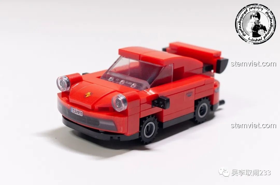 Mặt trước của mô hình xe Porsche 911 Forange FC8279, đồ chơi lắp ráp sáng tạo.