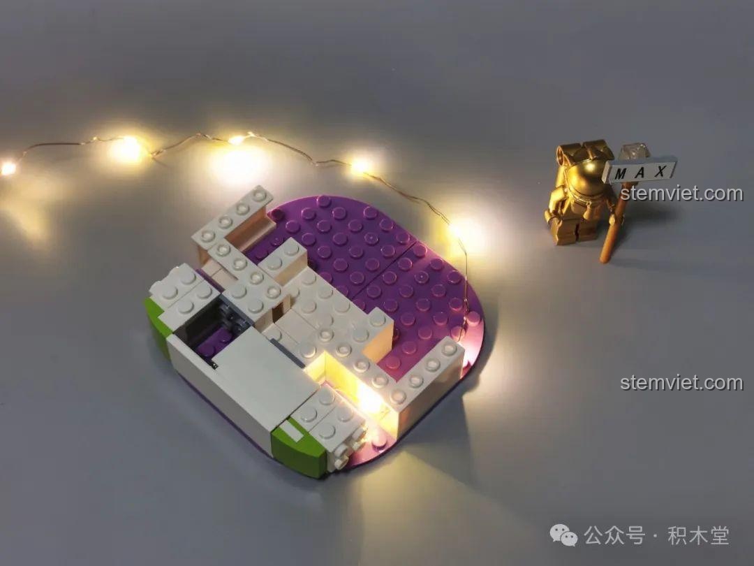 Quá trình lắp ráp phần đế và đi dây đèn LED cho mô hình iambrick 30202.