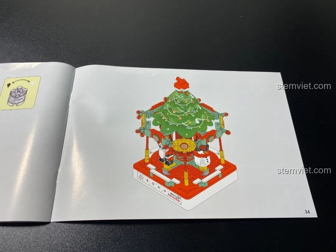 Trang cuối sách hướng dẫn lắp ráp Hộp nhạc Giáng Sinh Xoay Tự Động JAKI JK1365, hiển thị tổng quan mô hình. Đồ chơi lắp ráp Giáng Sinh có nhạc.