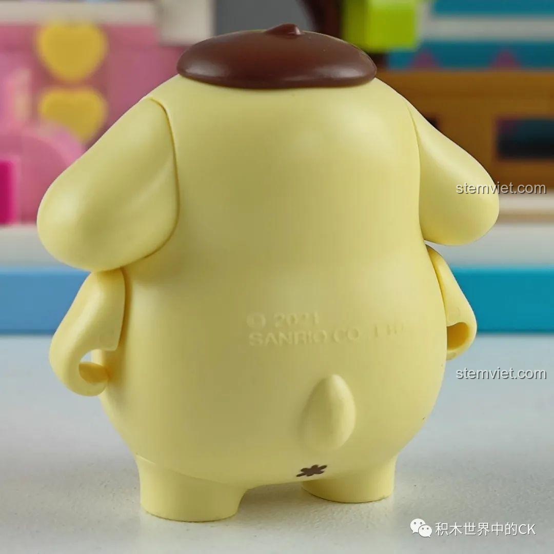 Các nhân vật Sanrio từ bộ Keeppley đứng cùng các nhân vật hoạt hình khác như Doraemon và Shin-chan.