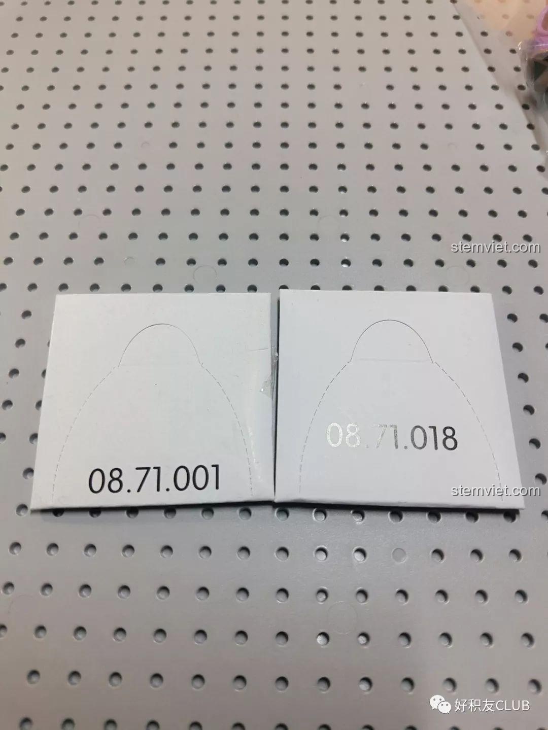 Tấm bìa bảo vệ áo choàng của minifigure trong bộ QMAN 3807 Tây Du Ký: Đại Chiến Hồng Hài Nhi, cho thấy sự tỉ mỉ của hãng. Cảm nhận QMAN 7 Ngộ Không đại chiến Hồng Hài Nhi qua từng chi tiết nhỏ.