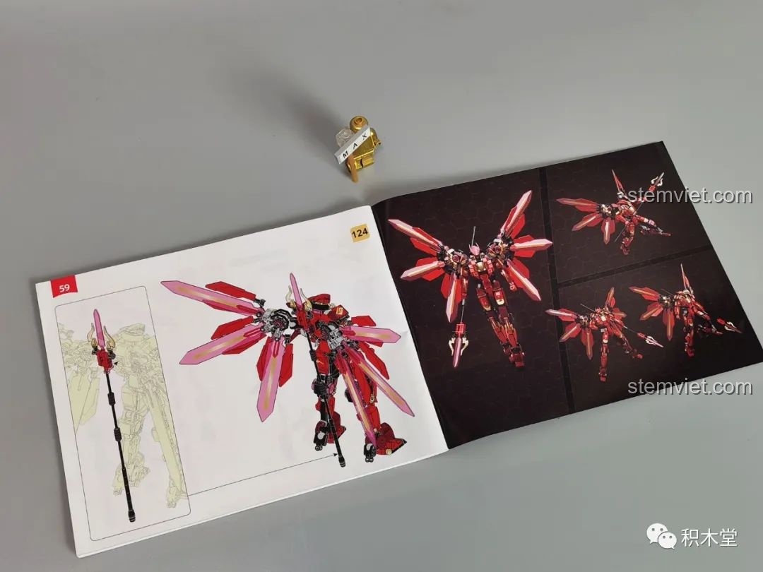 Trang cuối cùng của sách hướng dẫn lắp ráp Sluban M38-B1152 Robot Cơ Giáp Quang Kích Athena, hiển thị mô hình hoàn chỉnh.