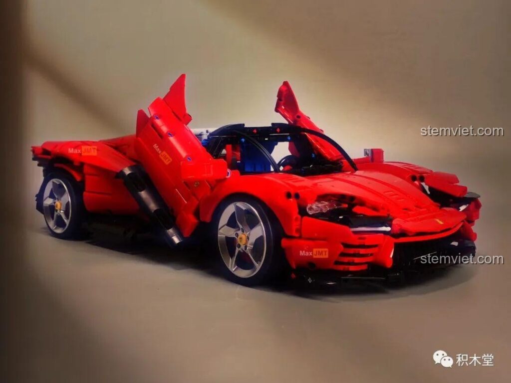 Mô hình lắp ráp Ferrari Daytona SP3 T5032 màu đỏ rực rỡ với cửa mở cánh chim, thể hiện sự tinh xảo của bộ đồ chơi Taigaole.
