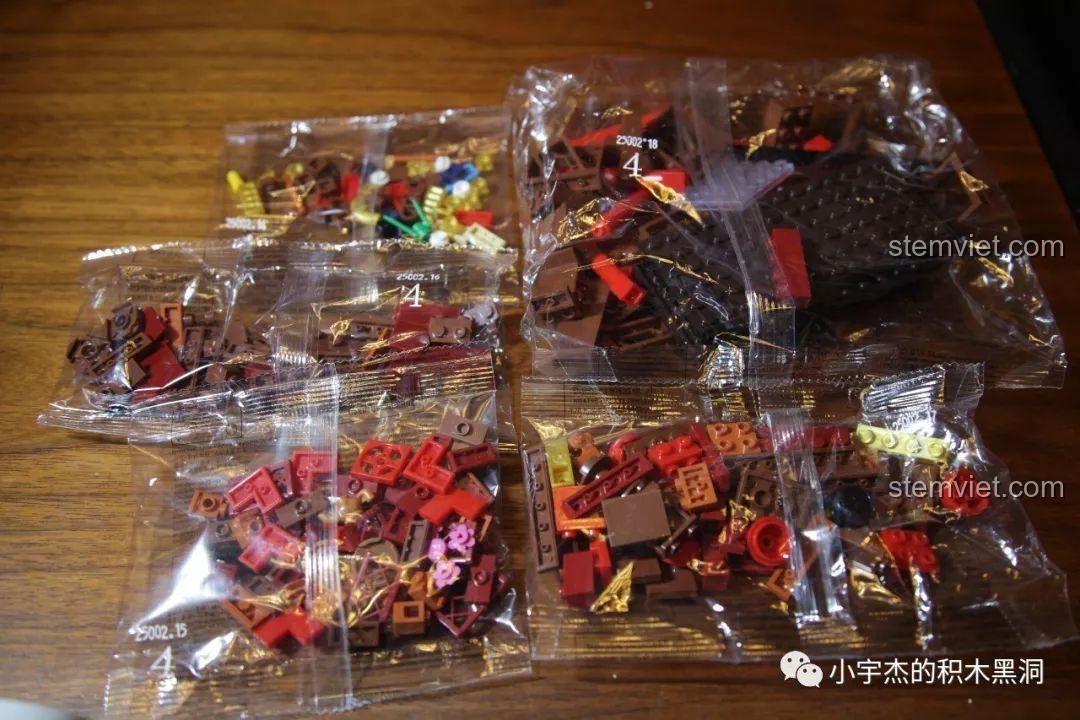 Đánh giá XINGBAO 25002 Thuyền Rồng Cung Đình, các mảnh ghép kiến trúc cho tòa nhà trên thuyền.