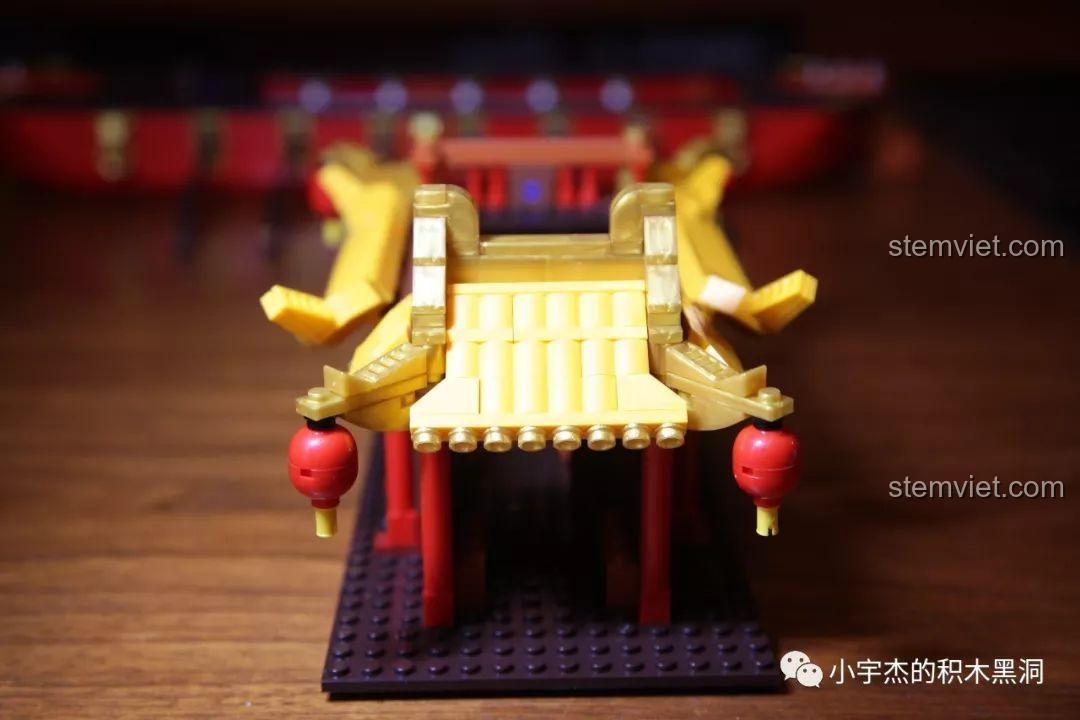 Đánh giá XINGBAO 25002 Thuyền Rồng Cung Đình, góc nhìn khác về kiến trúc chính đã hoàn thiện.