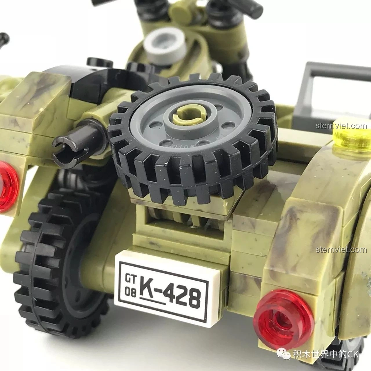 Minifigure tương tác với xe mô tô XINGBAO XB-06008 Xe mô tô quân sự, kích thước xe lớn, đánh giá XINGBAO XB-06008 Xe mô tô dã chiến.