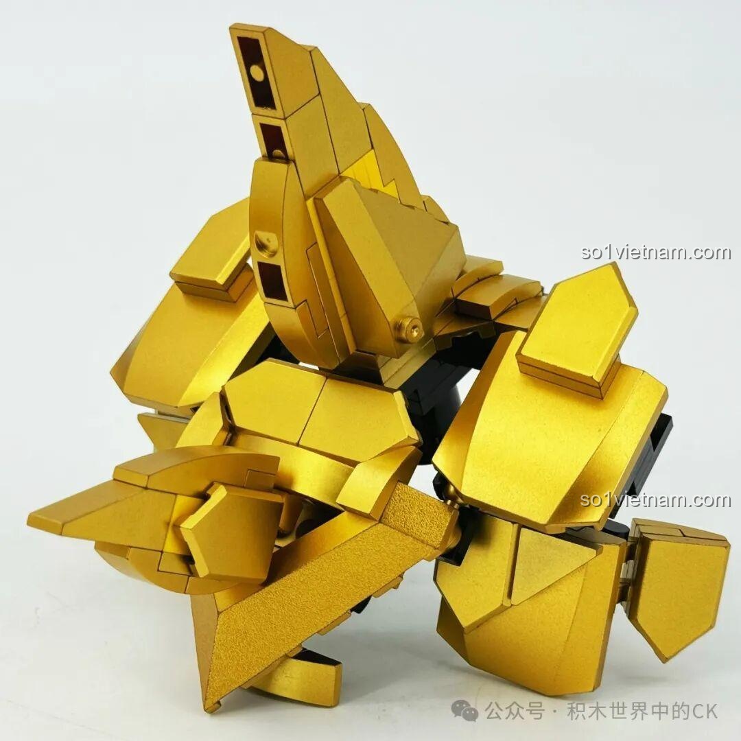 Hoàn thiện các lớp vảy vàng phía sau đầu của LiNoos LN1011 Đầu Rồng Vàng Huyền Thoại, tạo nên một tổng thể hoàn chỉnh.