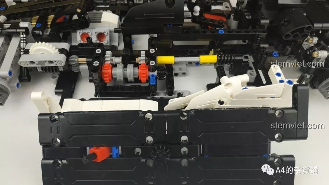 Phần thân vỏ phía trước của xe CaDA C61016 đã được lắp ráp hoàn chỉnh.