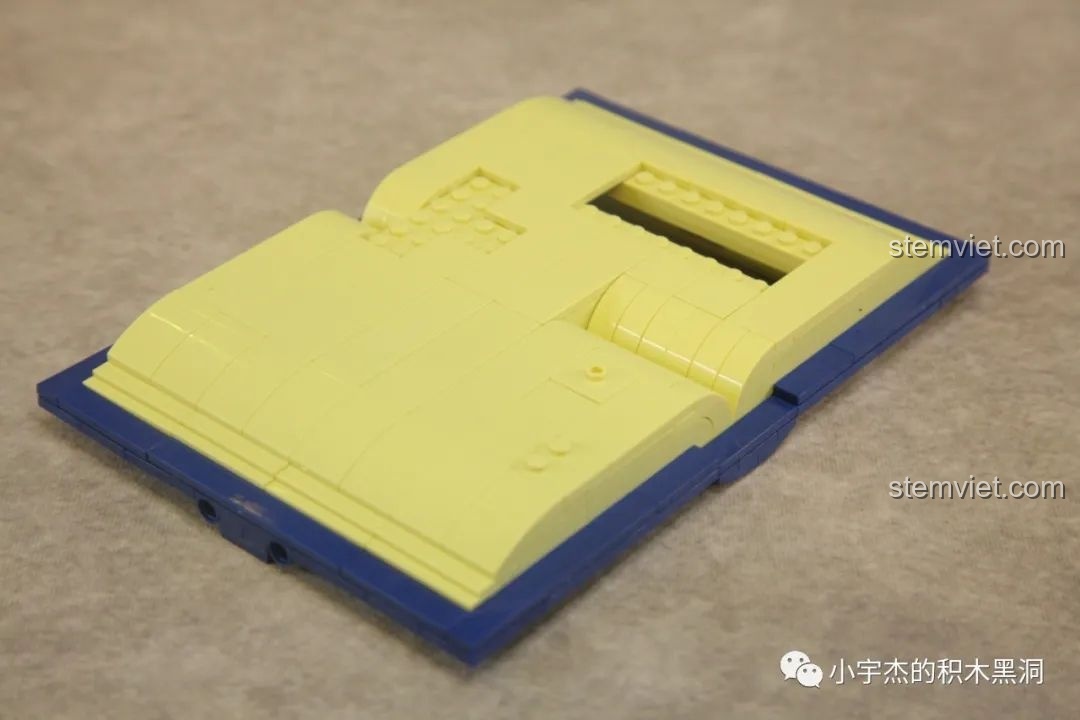 Phần đế sách của bộ lắp ráp Meiji 13010 đã hoàn thành, sẵn sàng cho các công trình bên trên.