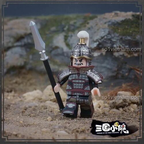 Ảnh chụp thực tế minifigure Lính Tam Quốc 20342, mô hình Tây Lương Thiết Kỵ với chi tiết sắc nét.
