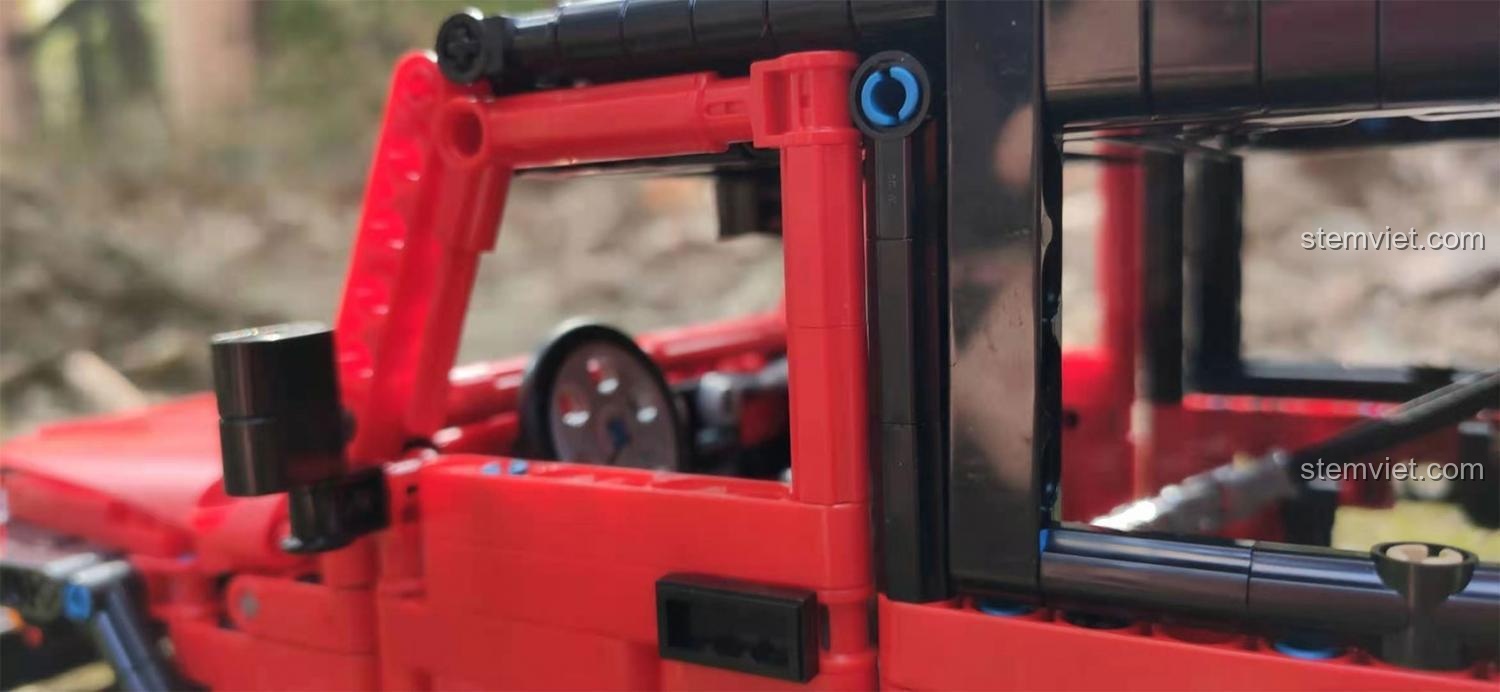 Đồ chơi lắp ghép 5, chi tiết nội thất và vô lăng của Xe Jeep Wrangler, chất lượng tốt cho con trai 14 tuổi