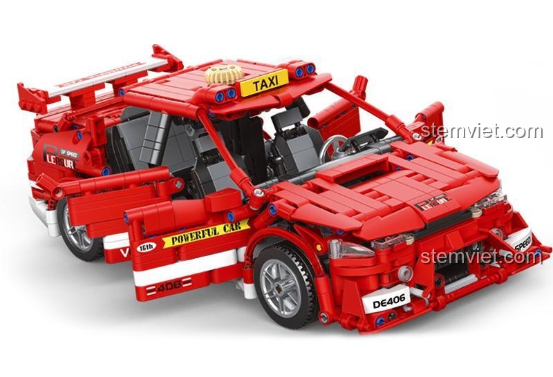 Mô hình Xe Taxi Đỏ Cực Nhanh Decool 33019 với cửa mở linh hoạt, thể hiện chi tiết nội thất, đồ chơi cho bé trai 6 tuổi.