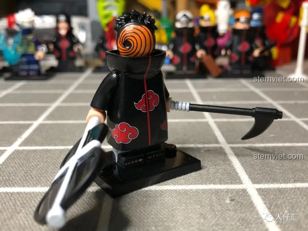 Minifigure Deidara WM2095 với cuộn giấy và chim cú không in ấn.