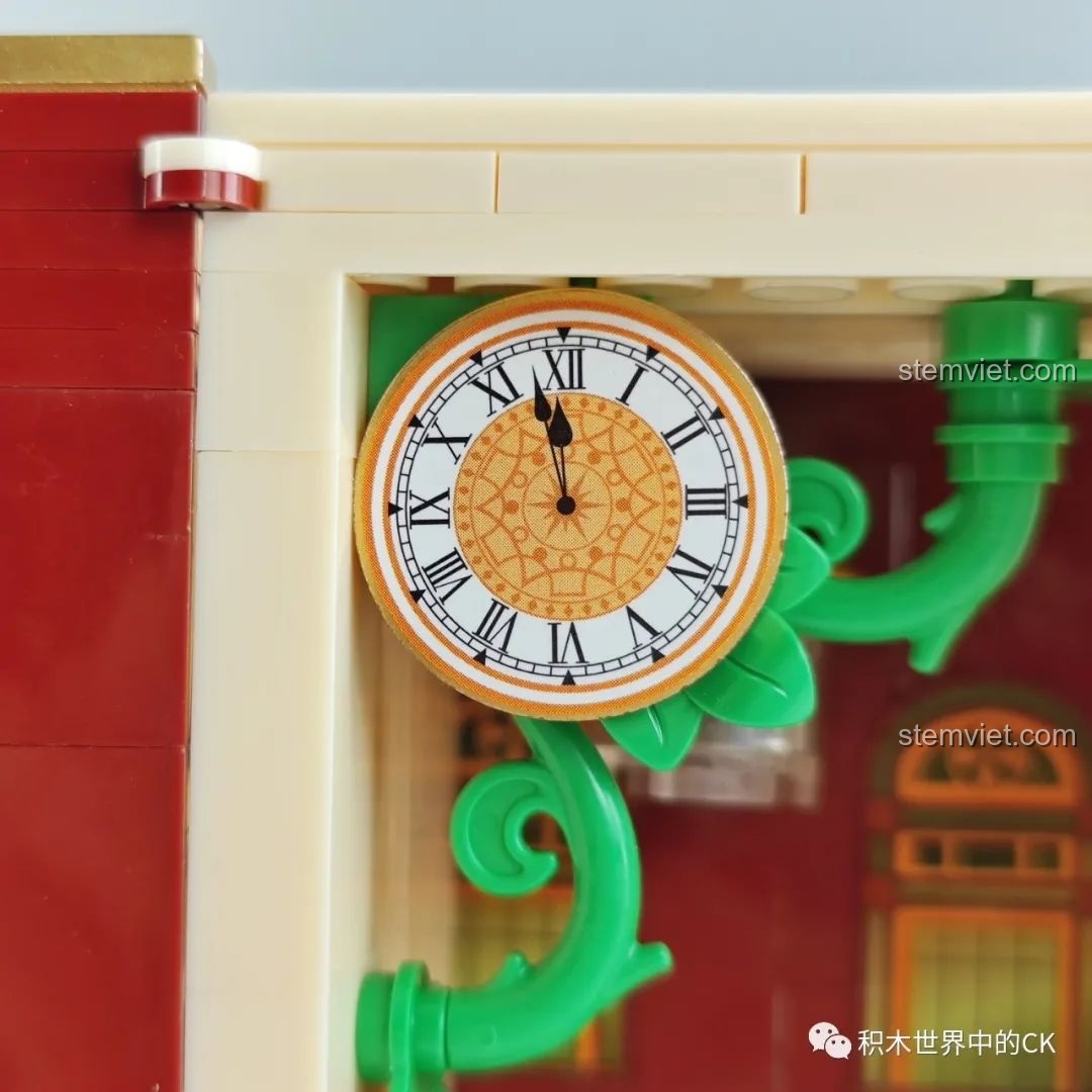 Cận cảnh đèn lồng có thể phát sáng bên trong mô hình sách cổ tích Lọ Lem Wekki 506174.