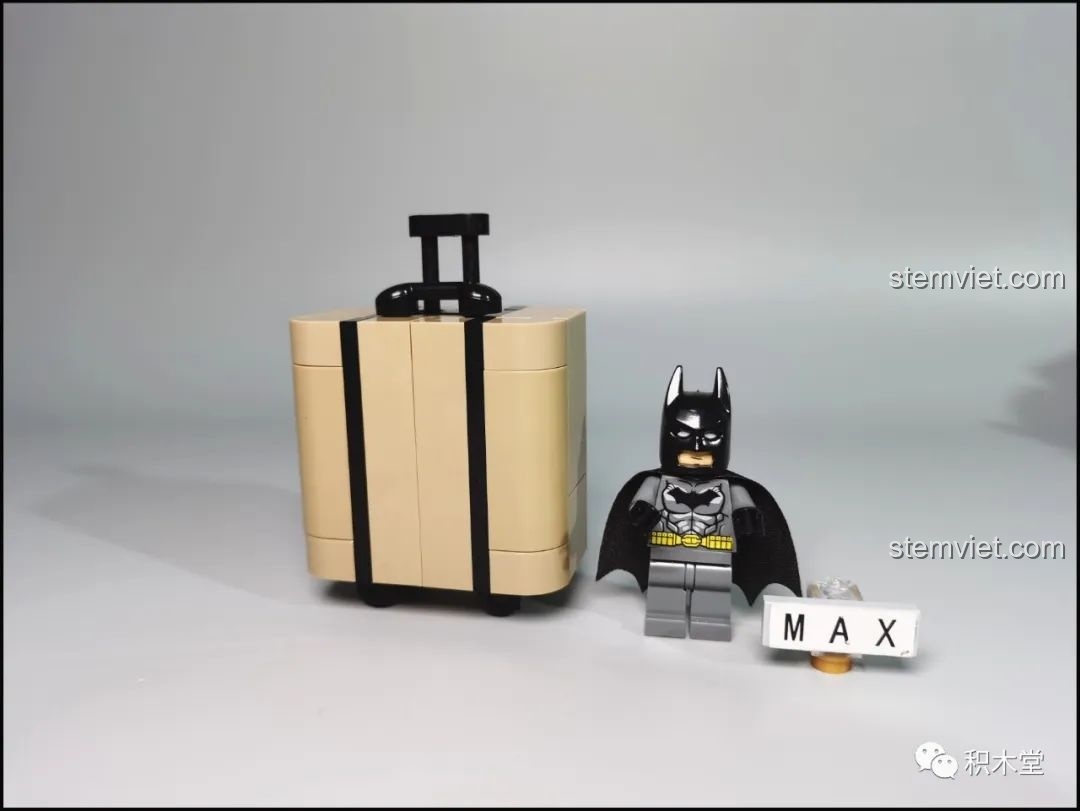 Đèn pha chữ Y độc đáo của bộ đồ chơi Lamborghini Centenario 'Bò Thế Kỷ' CaDA.