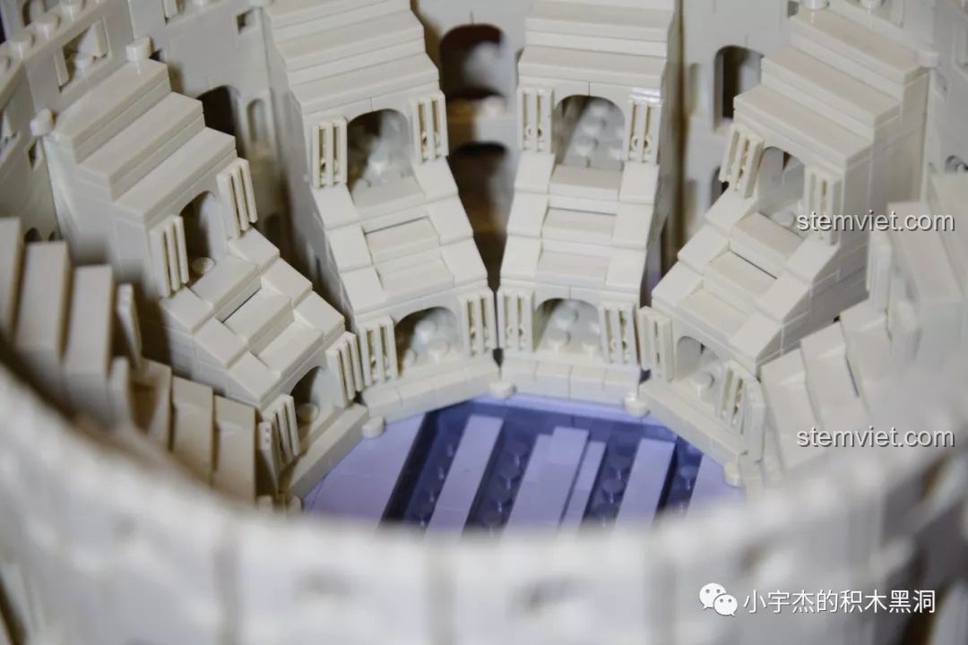 Mô hình WANGE 5225 Đấu trường Colosseum La Mã là điểm nhấn ấn tượng cho bộ sưu tập kiến trúc.