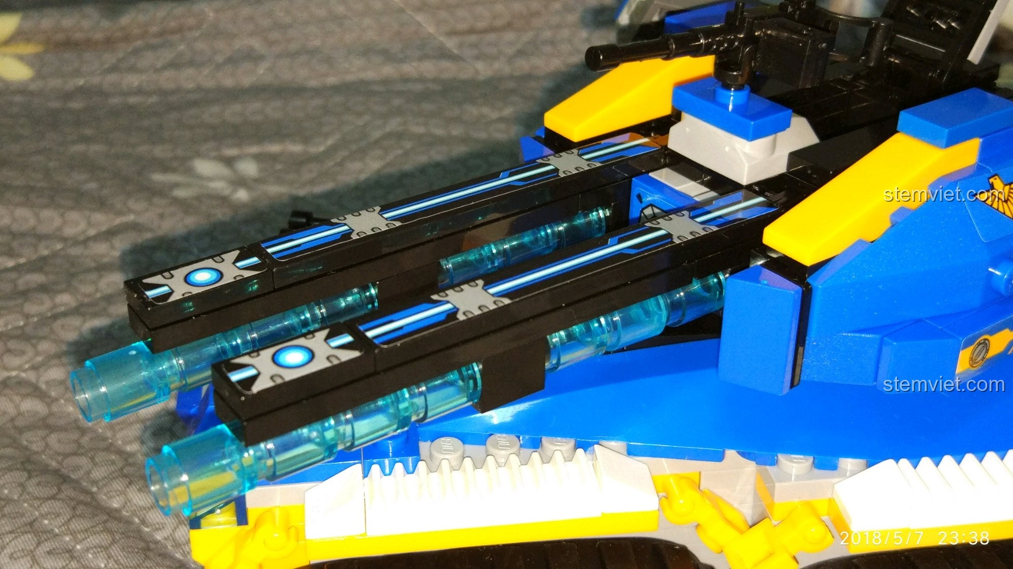 Cận cảnh cấu trúc nòng pháo của Xe Tăng Khải Huyền QMAN 2713, cho thấy điểm yếu về độ chắc chắn.