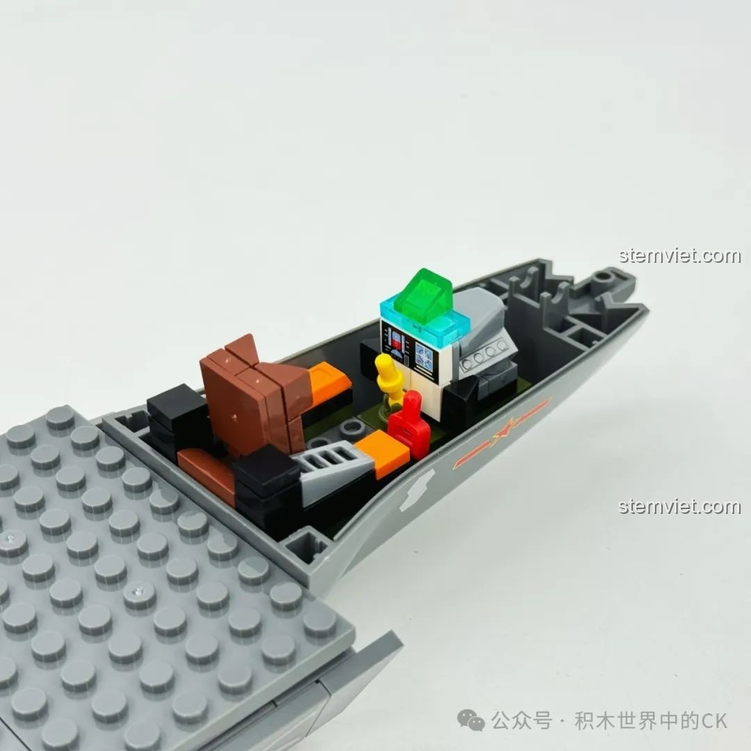 Đồ chơi lắp ghép Máy bay chiến đấu J-35 cho con trai 6+ có buồng lái được lắp ráp chi tiết.