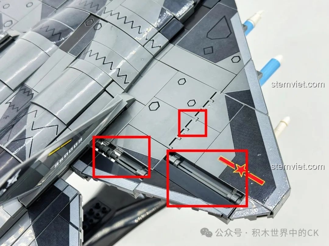 Đồ chơi lắp ghép SEMBO 202255 hợp túi tiền có chi tiết bản lề cánh máy bay được thiết kế chắc chắn.