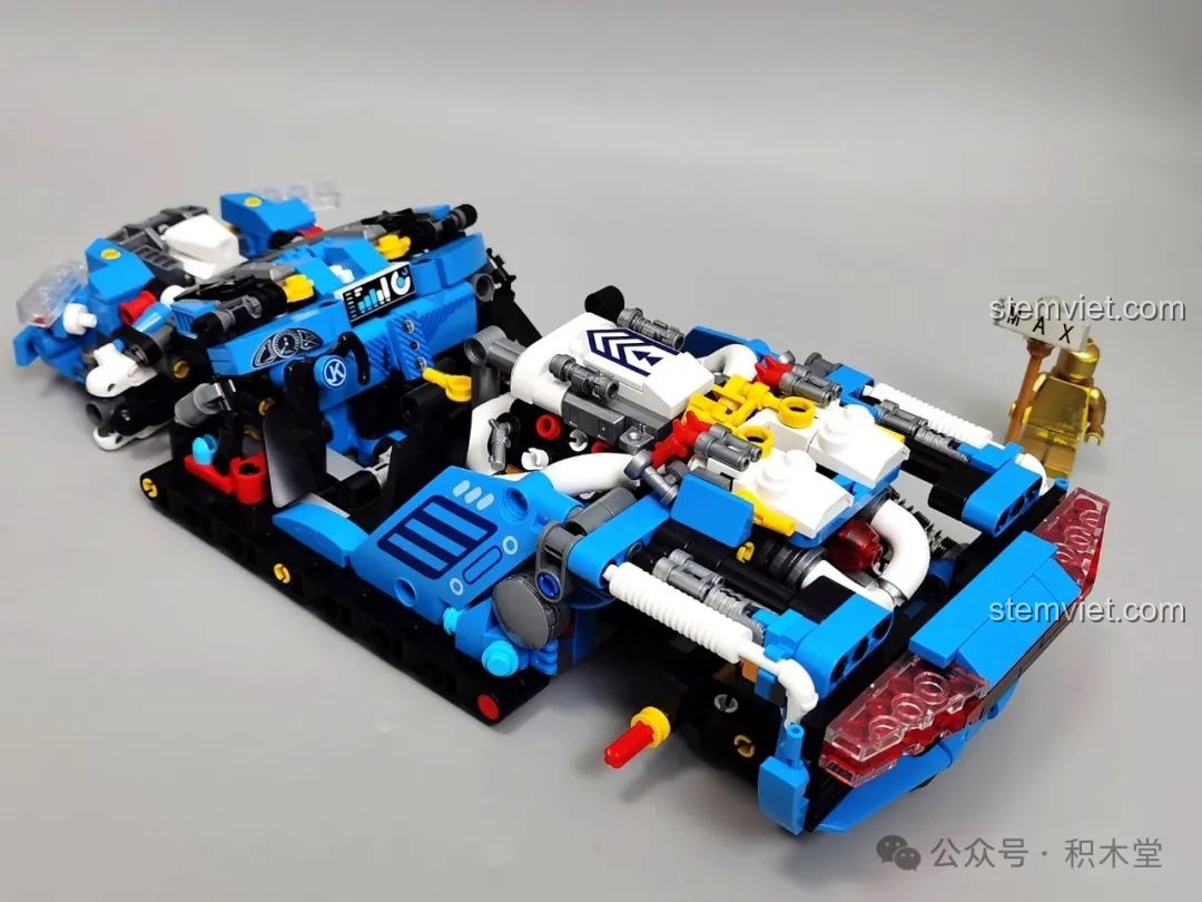 Ảnh 21 của bộ lắp ráp JAKI JK8808 Siêu Xe Khái Niệm Phantom, khung xe gần hoàn thiện. Đây là một bộ đồ chơi Mô hình siêu xe JK 8808 đáng tiền.