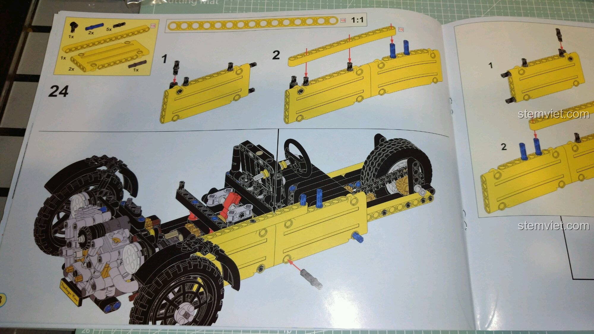 Sách hướng dẫn lắp ráp đồ chơi mô hình Xe Ba Bánh Cổ Điển Morgan 65, hình ảnh minh họa rõ nét.