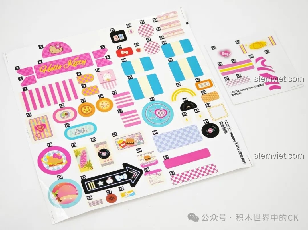 Tấm sticker và decal đi kèm bộ lắp ráp TOP TOY TC2032 Nhà hàng Hamburger Hello Kitty Bãi Biển, tăng tính thẩm mỹ.