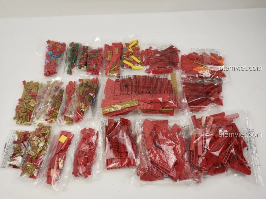 Toàn bộ các túi mảnh ghép được phân loại của bộ đồ chơi xây dựng Hộp đựng bánh kẹo Tết C9122.
