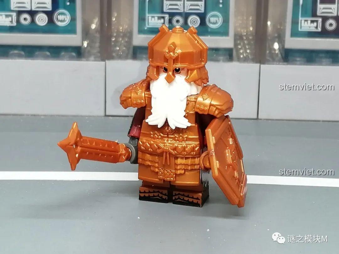 Minifigure Dwarf Warrior XP-414 với giáp vàng và khiên