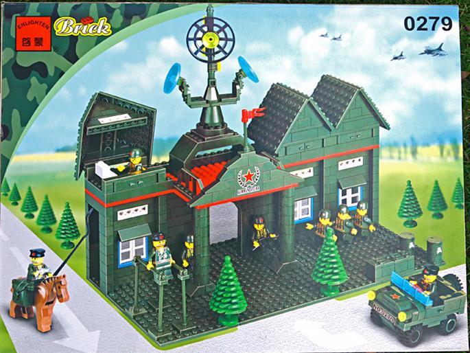 Bộ lắp ghép Trụ sở Quân đội Enlighten 0279 cho bé trai 7 tuổi, đồ chơi lắp ráp căn cứ quân sự giá tốt, giúp bé phát triển tư duy sáng tạo.