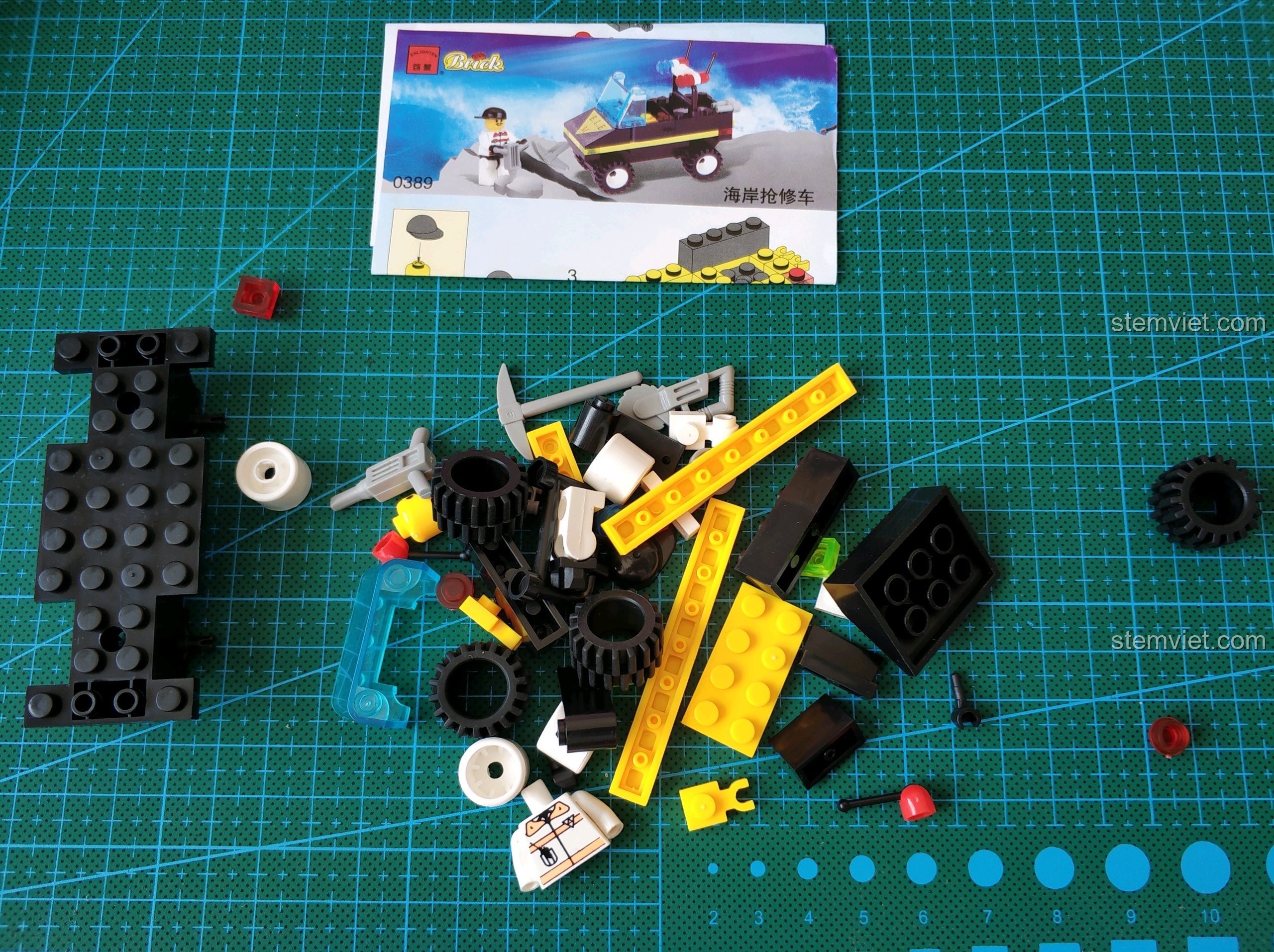 Các mảnh ghép của bộ đồ chơi lắp ráp Xe Cảnh Sát Cứu Hộ Bờ Biển 0389