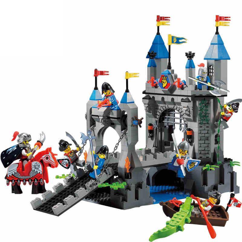 Bộ lắp ghép Enlighten 1022 Lâu Đài Hiệp Sĩ Cầu Treo Sư Vương với 8 minifigure, pháo đài vững chắc, phù hợp bé trai 6 tuổi, giá tốt.